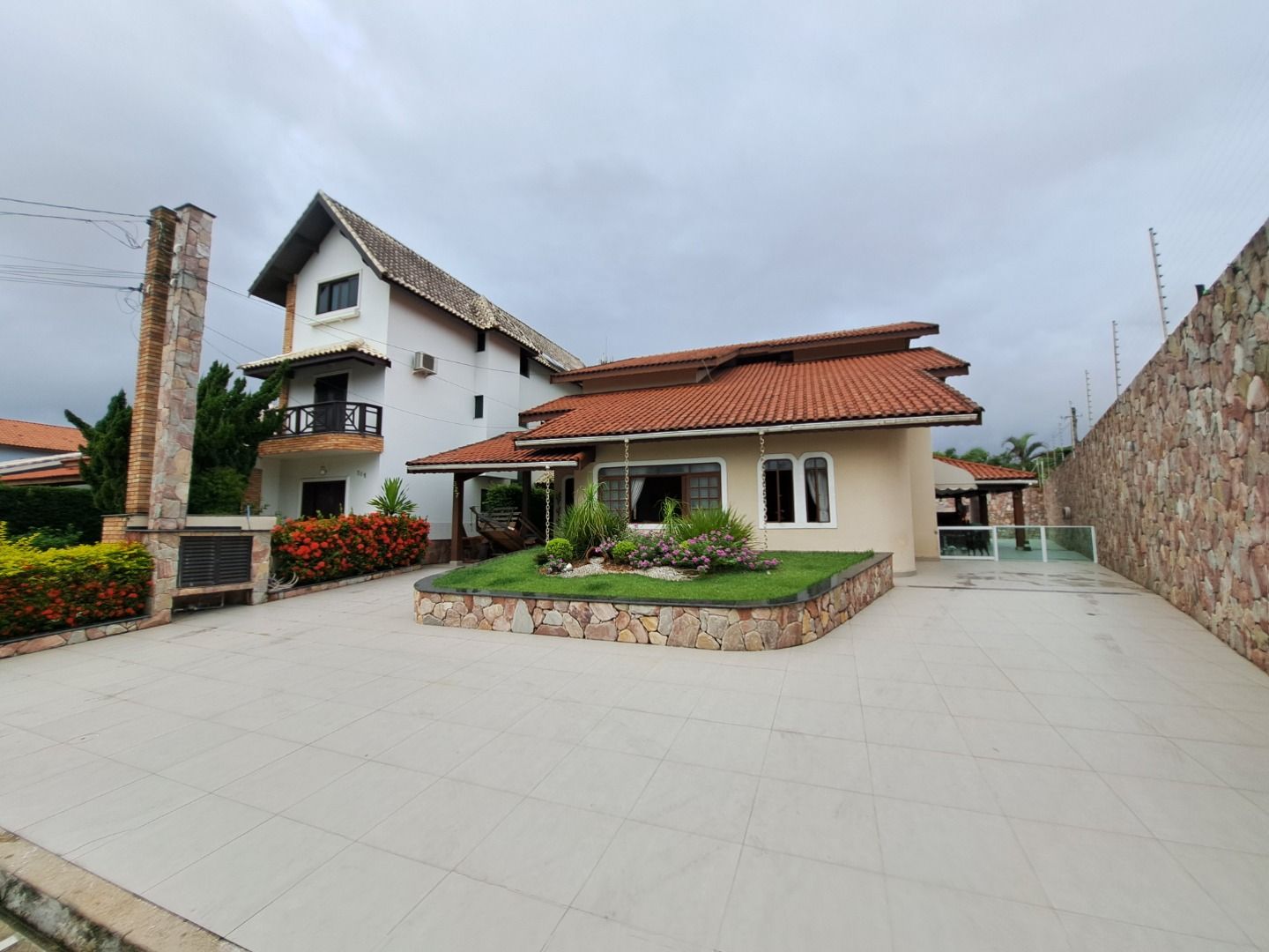 sobrado SO0180 em Bougainvillee II