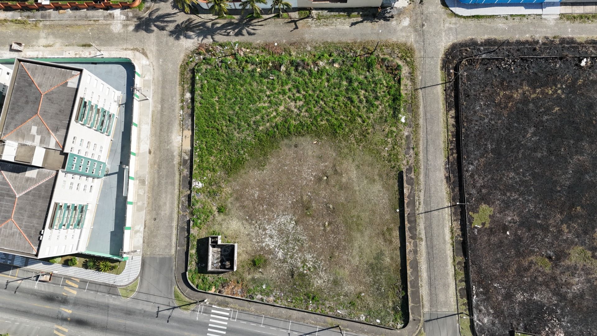 terreno AR0012