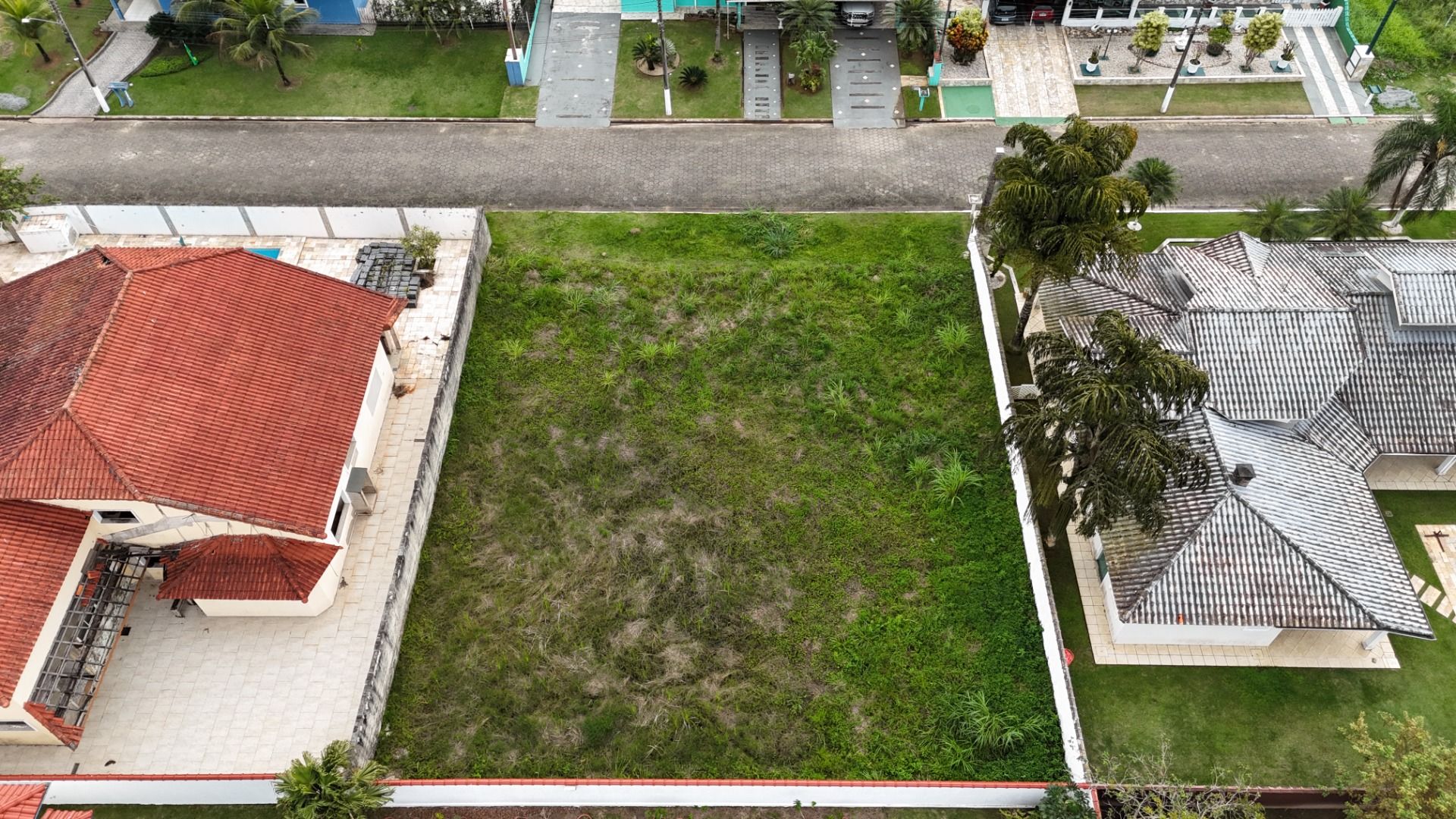 terreno TE0229 em Bougainvillee V