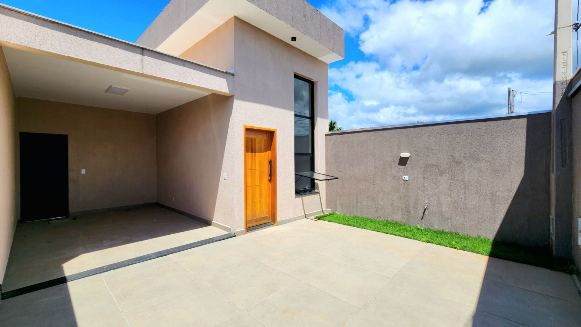 casa CA0976 em Balneário São João Batista II