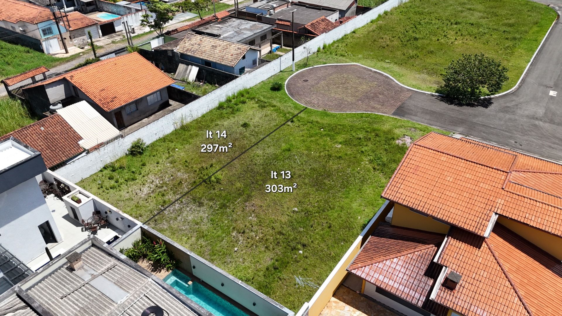 terreno TE0380 em Bougainvillee IV