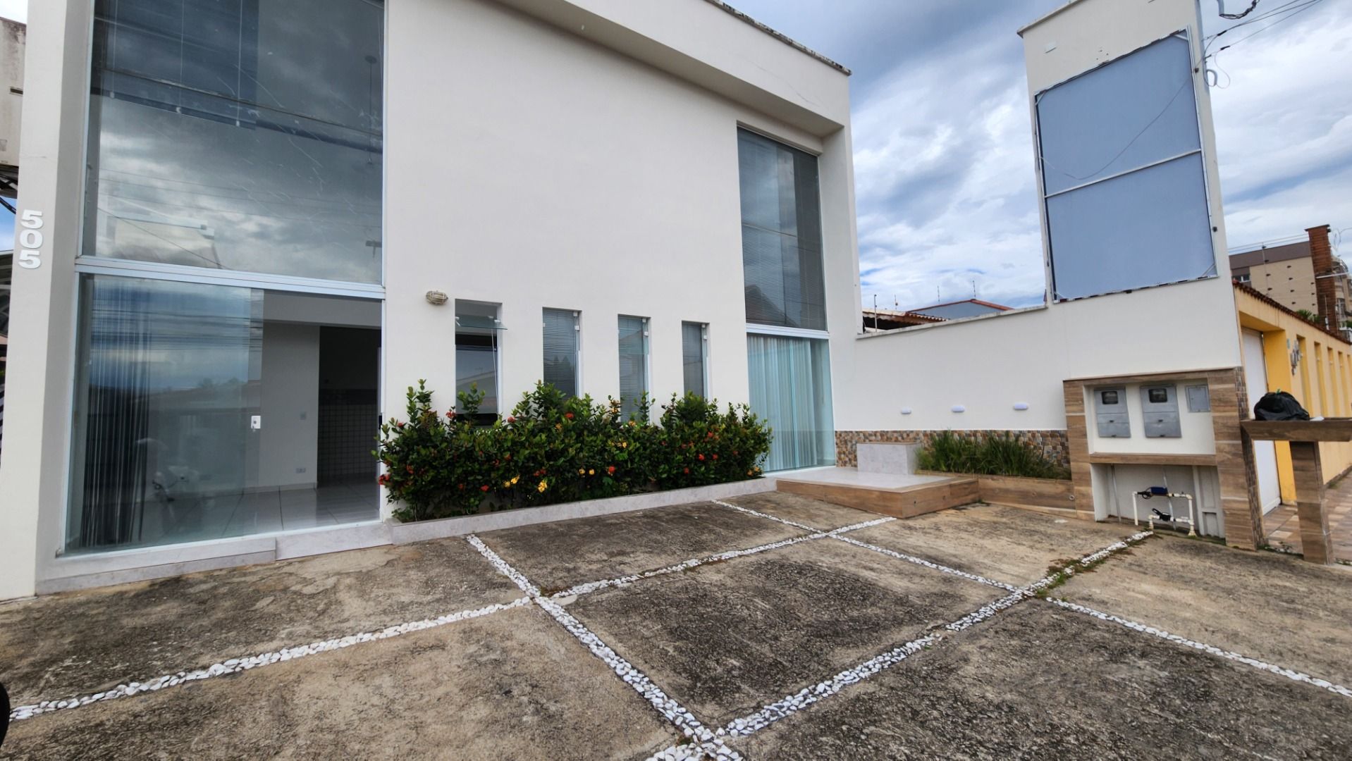sala_comercial SL0039 em Jardim Ribamar